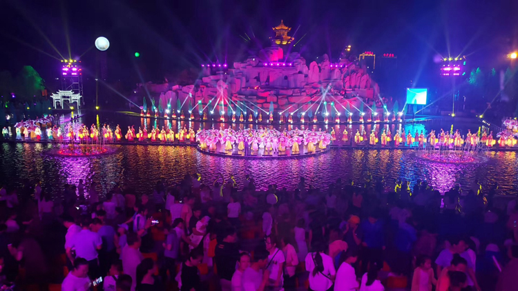 實景演出燈光秀.jpg